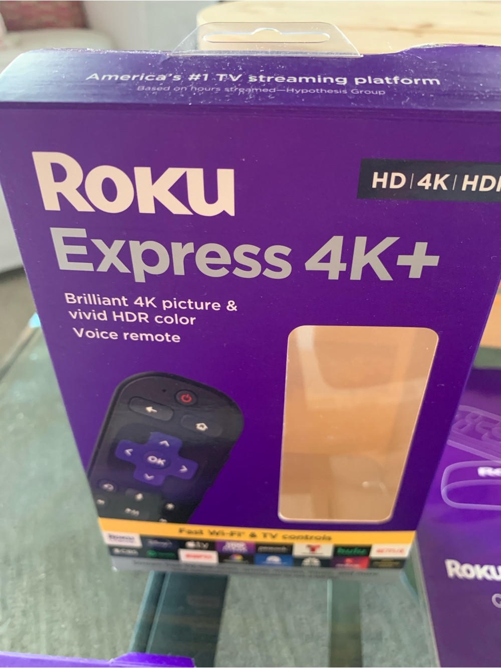 Roku Express 4K+ Streaming w Voice Remote